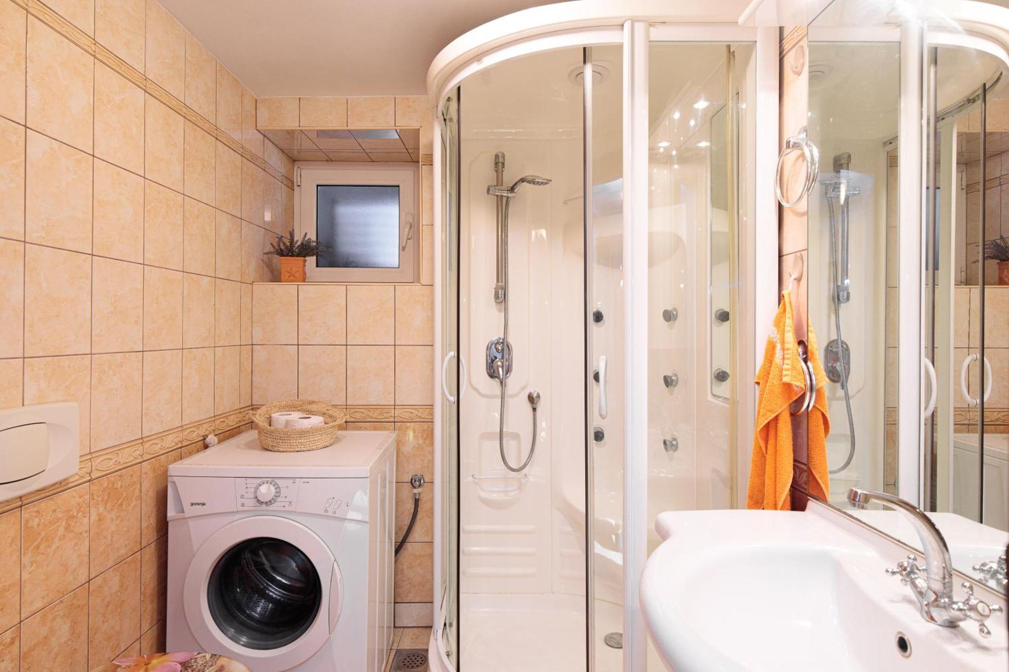 Apartment Villa Marija, Pinezici Krk Town Luaran gambar